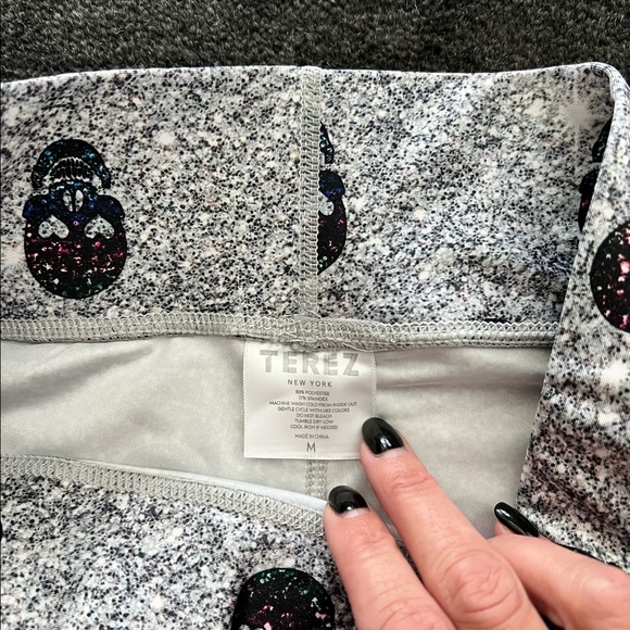 NWT Terez Skull Leggings , Full Length, High Waisted, Size M - Picture 4 of 6